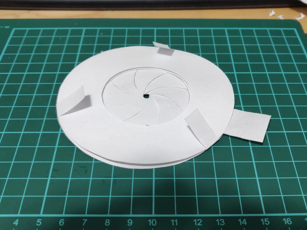 paper iris diaphragm assembly 09